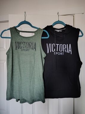 Victoria Sport Women's Sleeveless Tank Top & Black Sleeveless Hoodie Size SM